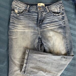Women’s BKE Cropped Blue Jeans